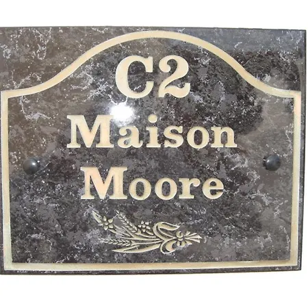 C2 Maison Moore *